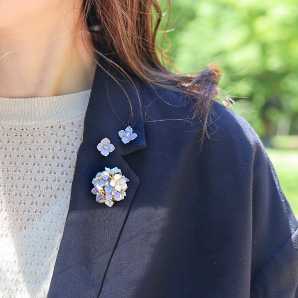 可分層繡球花胸針與別針胸針套裝 第3張的照片