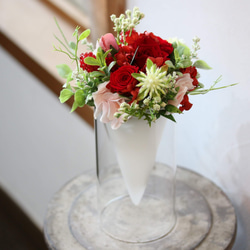 母の日に＊生花も飾れる花瓶付きプリザブーケ(赤系) 2枚目の画像