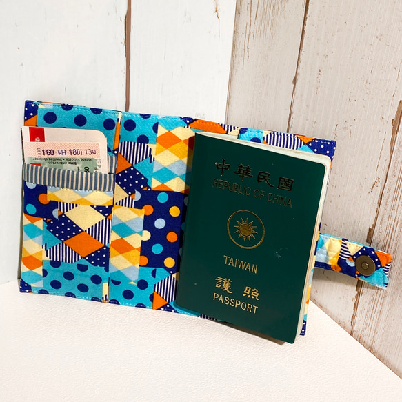 パスポートホルダー＋バックル（カラフル幾何学）オーダーメイド※ 3枚目の画像