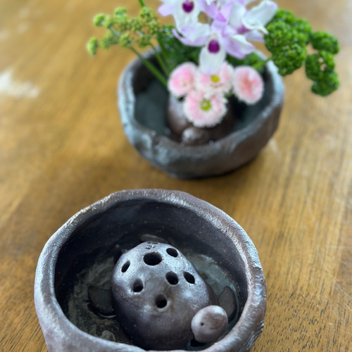 油燈　油壺　油灯　オイルランプ　陶器　亀　珍品　一輪挿し　花器　花瓶 信楽焼 油壺 直径8cm×高さ10cm 星野享斉 作 一輪挿し・花瓶