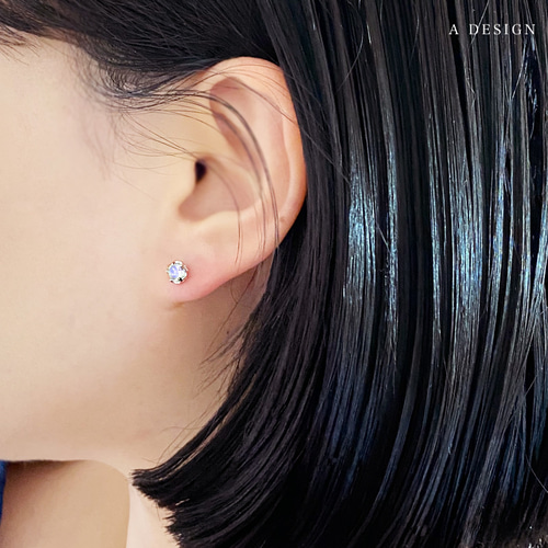 2designs 3.8mmロイヤルブルームーンストーンピアス 6月