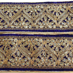 0.5mよりスパンコールチロリアンテープ 紫 アラビック ダンス 民族衣装 インド刺繍 3枚目の画像
