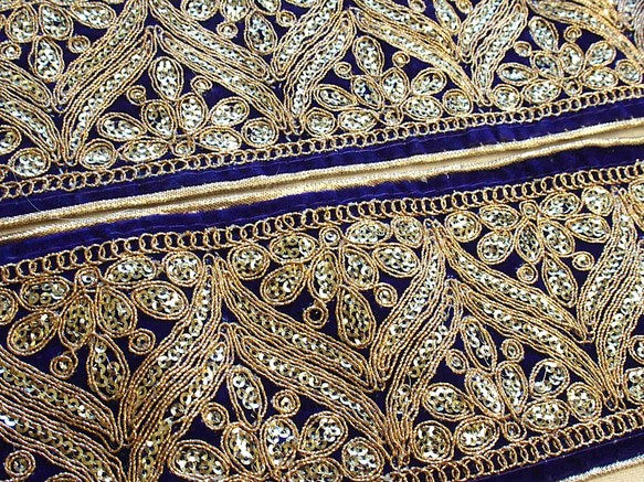 0.5mよりスパンコールチロリアンテープ 紫 アラビック ダンス 民族衣装 インド刺繍 4枚目の画像