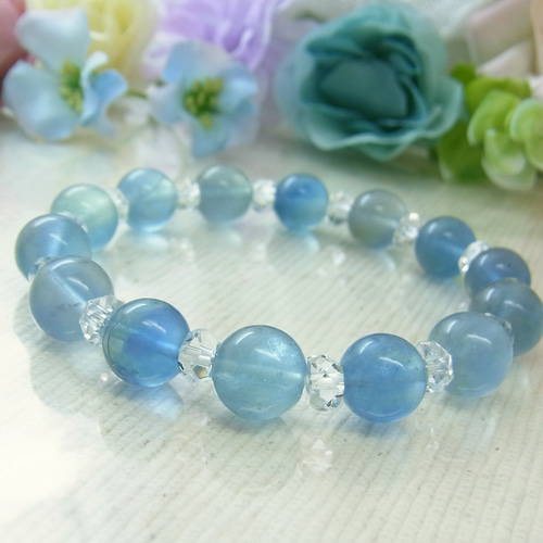 ◇素敵な未来◇フローライト ライト ブルー 大粒10㎜ クリスタル 透明