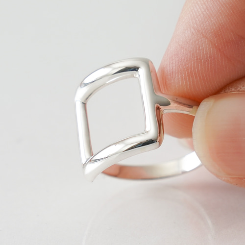 フレームスクエアリング シルバー《送料無料》PY-351 指輪・リング