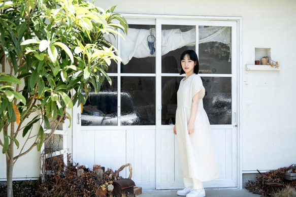 亞麻有機棉紗布寬鬆短袖長連衣裙 第5張的照片