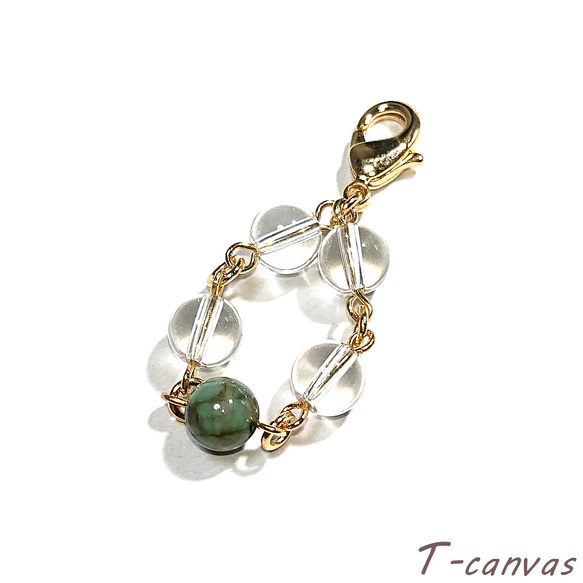 エメラルドと水晶のチャーム キーホルダー T-canvas 通販｜Creema 