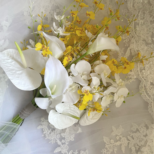 胡蝶蘭、カラー、アンスリウム、ウェディングブーケ ブーケ Maman