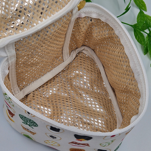 おにぎりポーチ 保温保冷 柴犬 おむすび 白 しば犬 ランチポーチ 三角