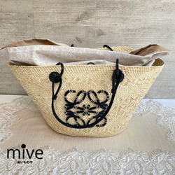 美品　ロエベ　カゴバック　mサイズ LOEWE - 美品 LOEWE カゴバッグ かごバッグ Mサイズ ミディアム