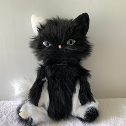 黒猫ぬいぐるみ フェイクファー製 青猫 フェイクファー ぬいぐるみ menino itang！メニノイタンジ 通販