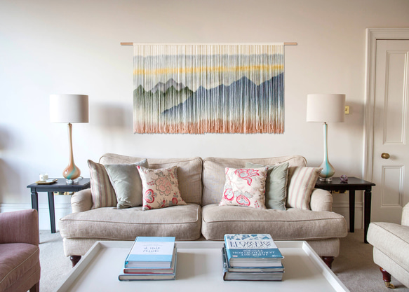 【受注製作】風景画 絵画 タペストリー 壁掛け 手作り アート 芸術 ウォールハンギング 新築祝い・新居祝い 家の装飾 cm 高さ 円幅 アート 90cm ロッドを使用した壁掛けタペストリーの実際の幅は 広くなります #寝室