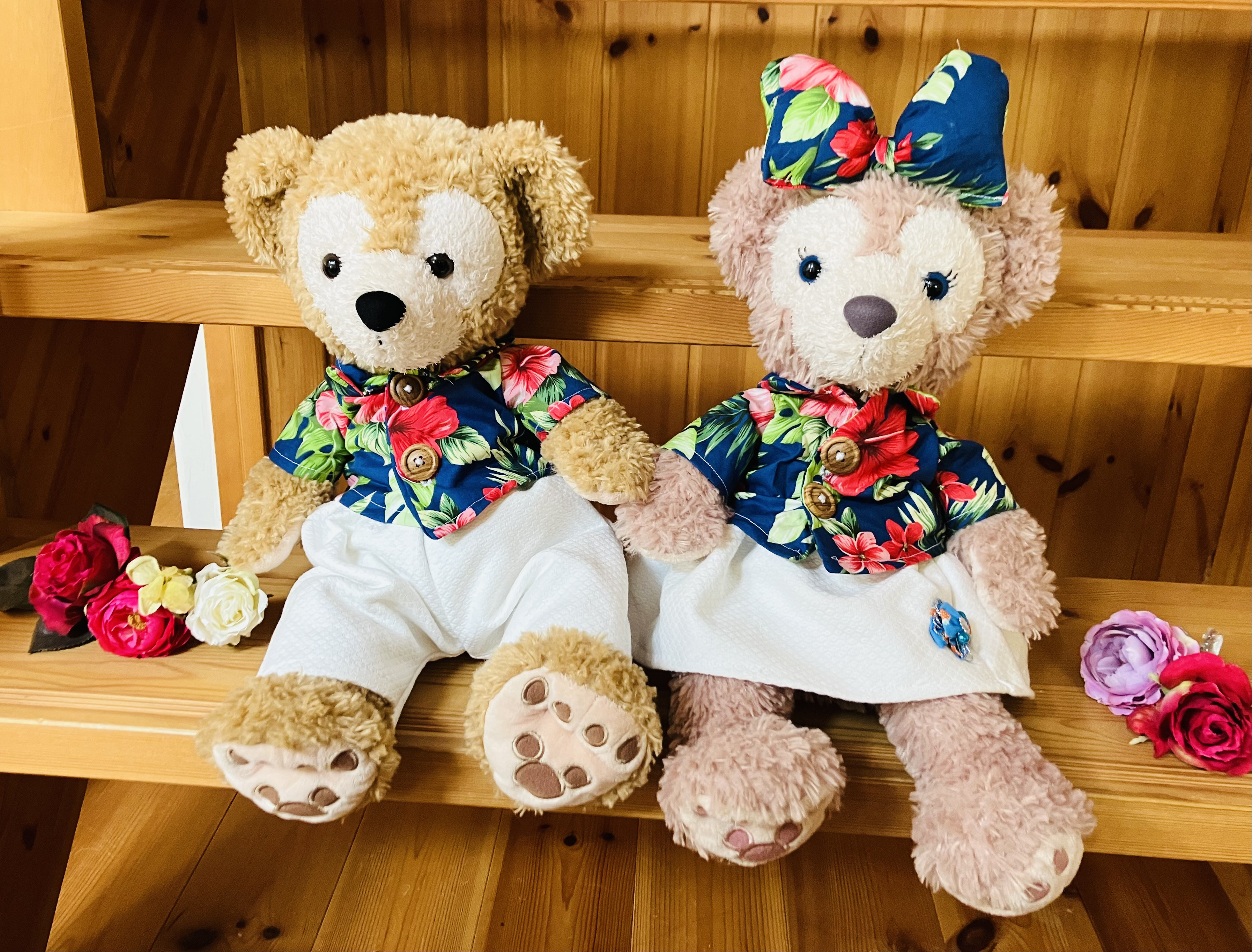 ダッフィー　ハワイ製　マックイーンコスチューム着用