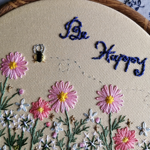 イギリス アンティーク イングリッシュガーデン 刺繍額 フレーム イギリス 刺繍額 おかあさんと子供達 - featherfewhouse