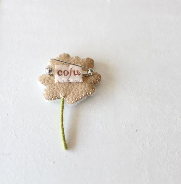 【紫陽花のブローチ】(グリーン系)オートクチュール刺繍ブローチ 7枚目の画像