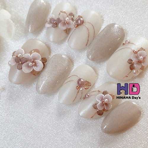 専用ケース付✨》ブライダルネイルチップ/3D/結婚式/ホワイト/パール  