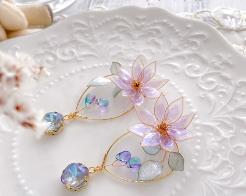 クレマチス(テッセン)のピアス・イヤリング ピアス（その他） ZAWA