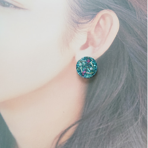 レジンボタン☆4個 j-46 グリーン/ブルー/ボタン/カボション/パール