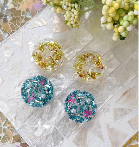 レジンボタン☆4個 j-46 グリーン/ブルー/ボタン/カボション 