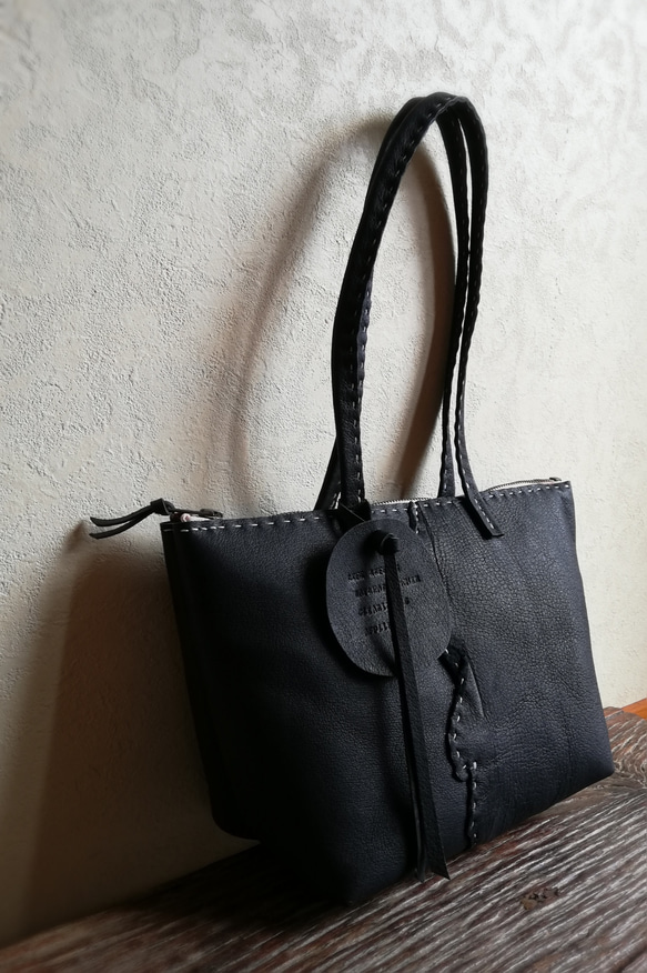 まいにちtote　黒色　ピッグスキンレザー 2枚目の画像