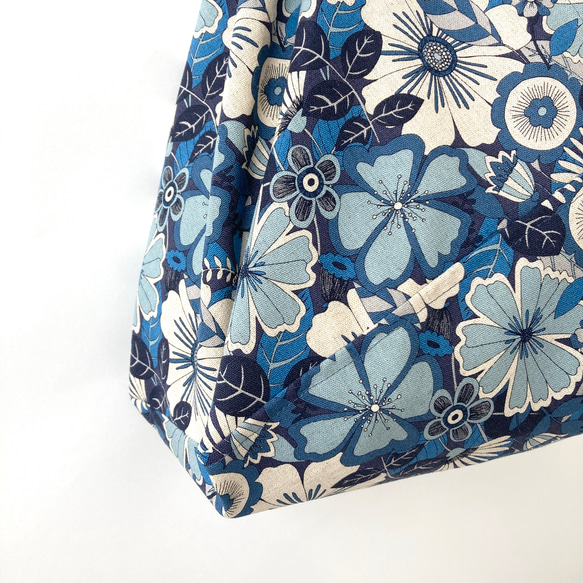 【マチ付きあずま袋】花柄ブルー　おしゃれなエコバッグ　買い物袋　通勤用習い事など普段使いにも♪ あづま袋　旅行に便利 3枚目の画像