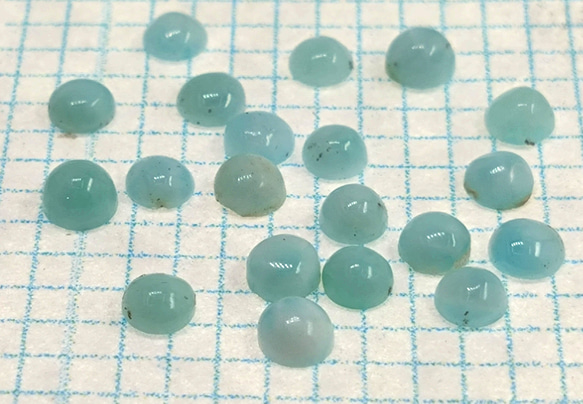 ラリマー　３ミリ　ラウンドカボッション　20石セット　LARIMAR 3mm Round Cab 5枚目の画像