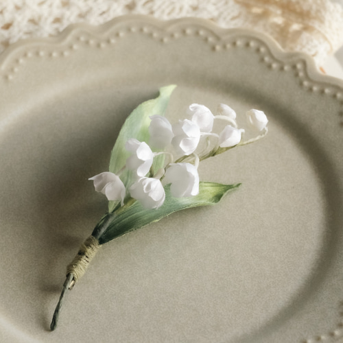宝石みたいな すずらん 布花 ブローチ ブローチ くるみのこにわ 通販