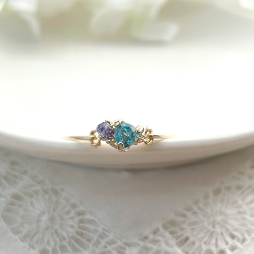 ブルートパーズ・ロードライトガーネット・タンザナイトリング・指輪K14金YG 14kgf］Sweet antique - スイスブルートパーズとタンザナイトの立爪