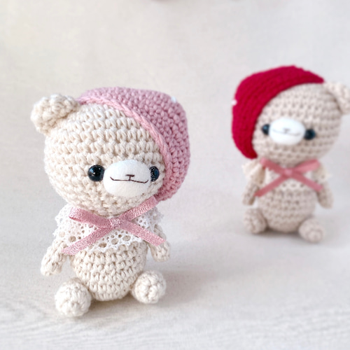 いちごのベレー帽のくまさんあみぐるみ あみぐるみ Kuma＊Pace 通販