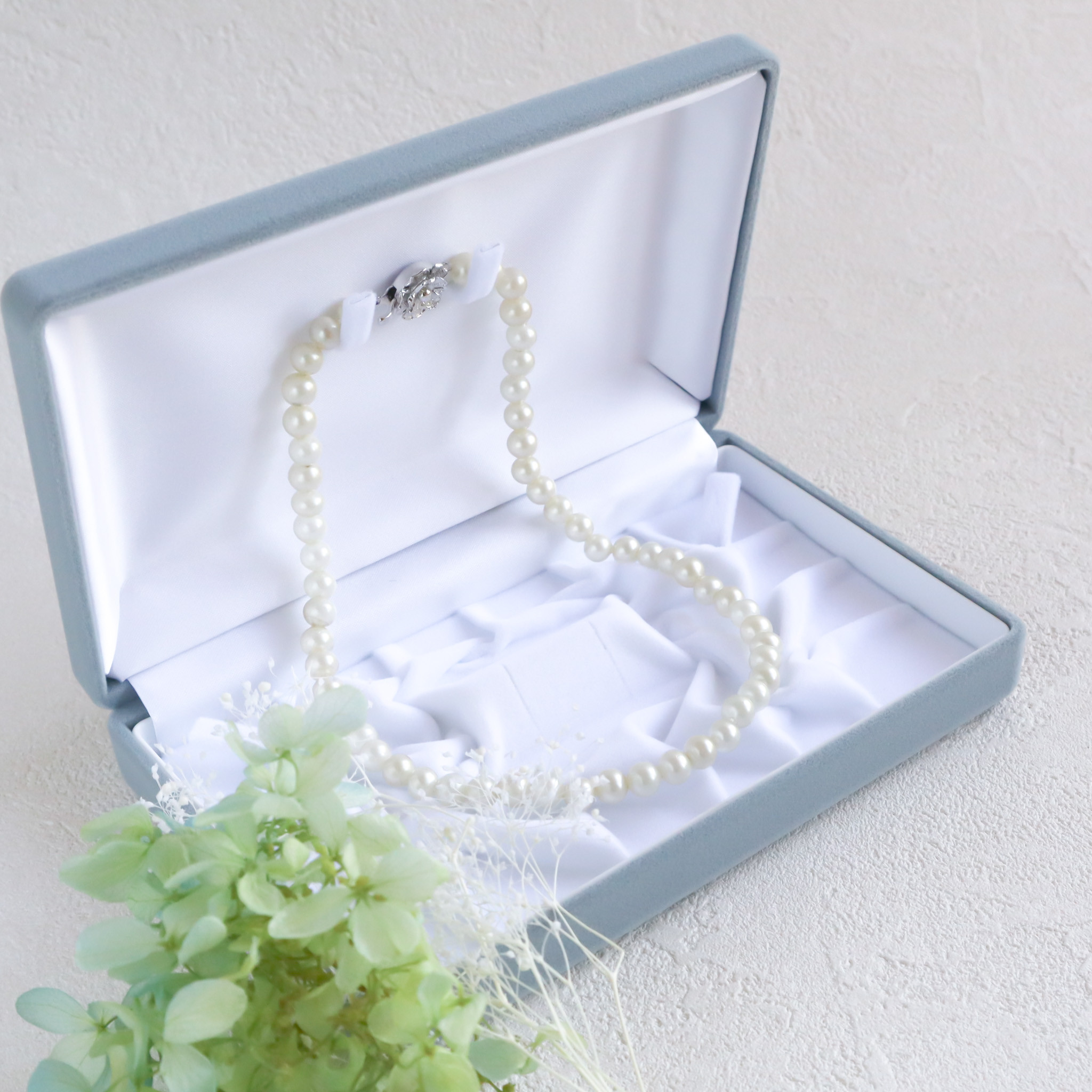 【フランス／スフレパール】スフレパールのクラシカルネックレス