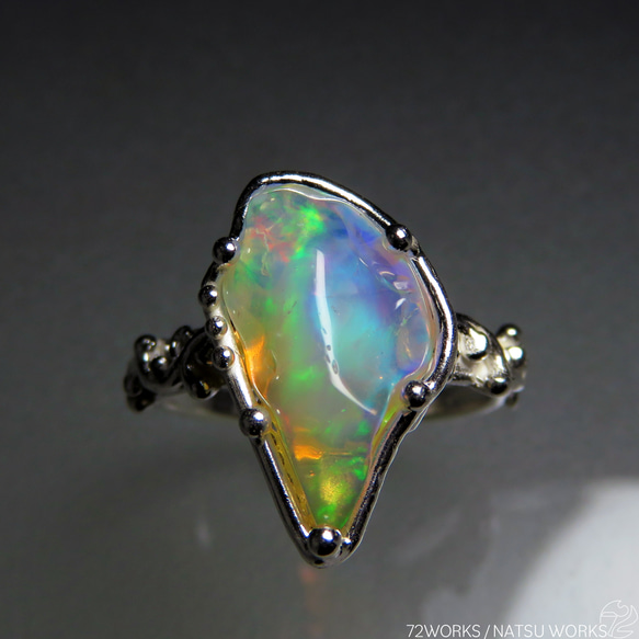エチオピア オパール リング / rough Ethiopian Opal Ring ll 3枚目の画像
