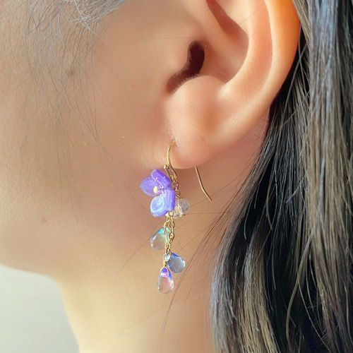 紫陽花としずくの耳飾り パープル系 イヤリング変更可能 ピアス