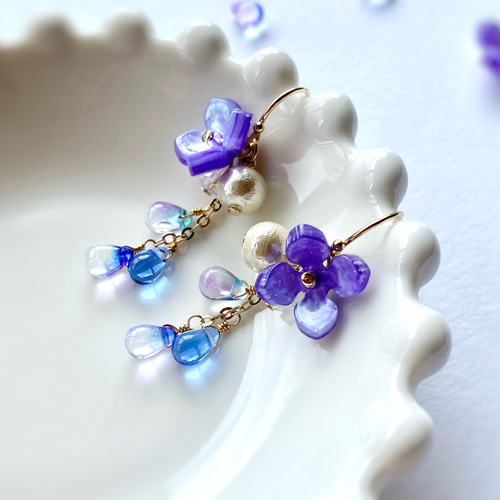 紫陽花としずくの耳飾り パープル系 イヤリング変更可能 ピアス