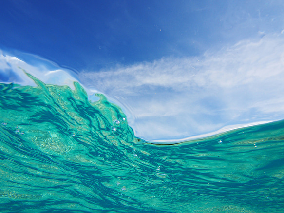 マリンドリーム  PH-A4-0193  写真 半水面 沖縄 慶良間諸島 珊瑚礁 ラグーン 海 海岸 青い海 白い砂 1枚目の画像