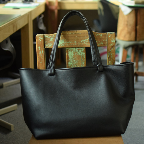 上質なイタリアンレザー 本革 トートバッグ 総手縫い クローム革