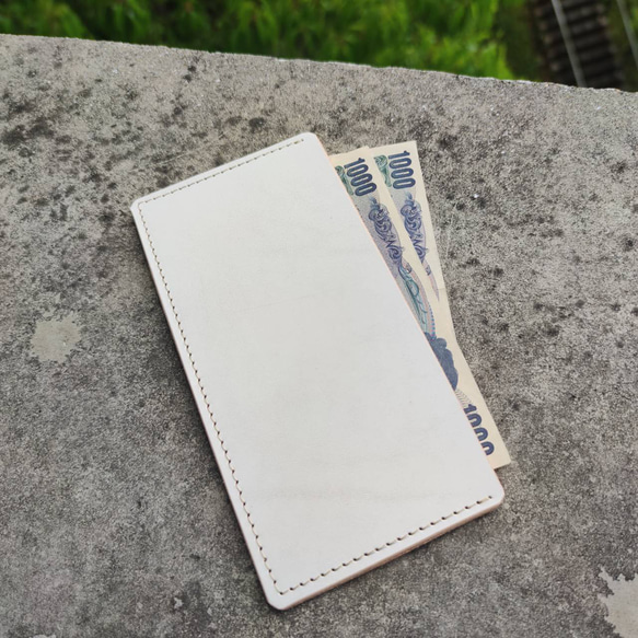 本革ヌメ革　レザー　財布　札入れ　ミニマムウォレット  茶芯のヌメ革スノーホワイト 1枚目の画像