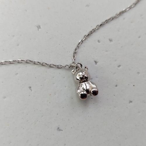 このかわいい925純銀のくまのペンダントは ※あなたの最良のパートナー