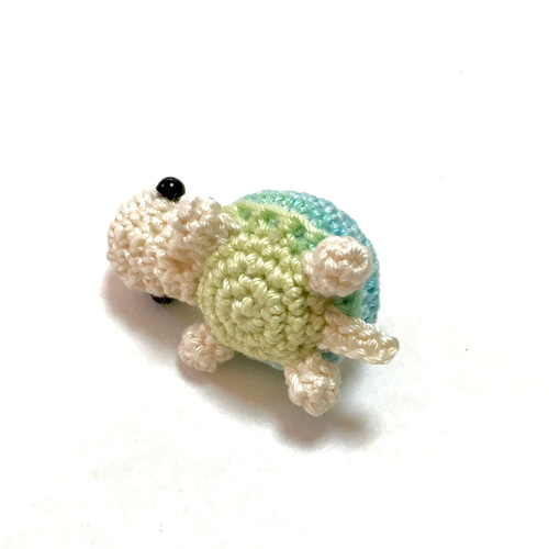 小さなかめちゃんのあみぐるみ〜選べるストラップ付き