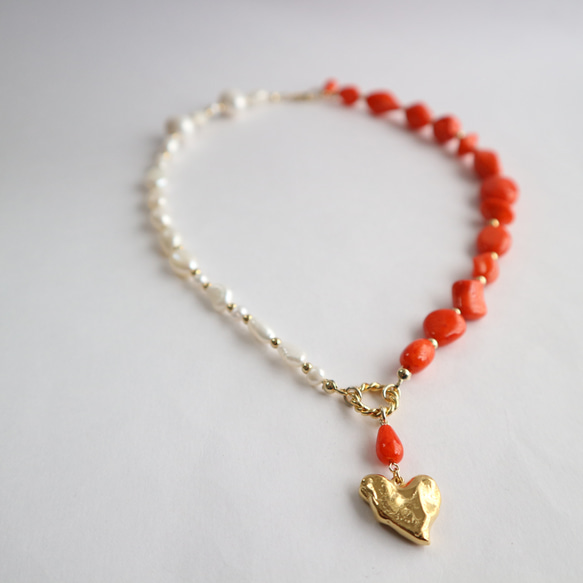 Heart & Halfcolor pearl necklace 3枚目の画像