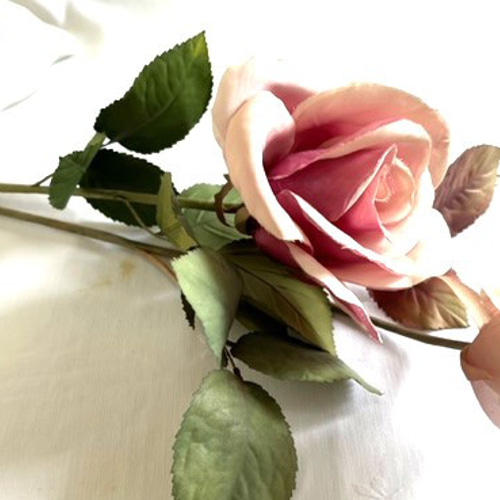 洋風薔薇ハンドメイド　写真を追加しました d66f0b355596a5c04115479d3cba78