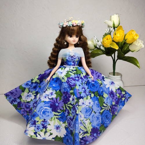 リカちゃん リボンお花畑ドレス(ブルー) 4set その他人形 リカちゃん リボンお花畑ドレス(ブルー) 4set その他人形