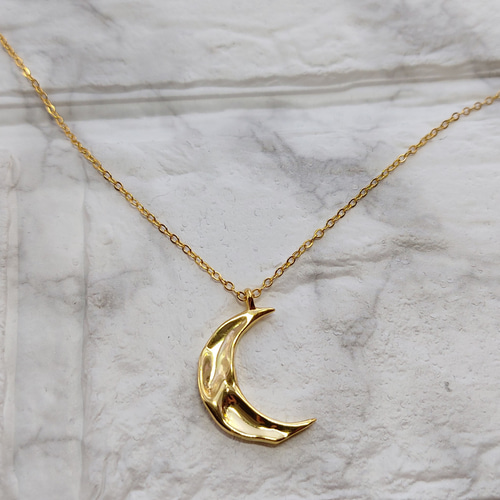 不規則な凹凸 ※月の形のペンダント※清新でナチュラルな925純銀の