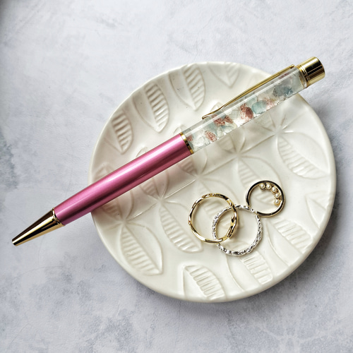 琥珀糖」ストロベリークォーツ 天然石 ハーバリウム ボールペン ギフト