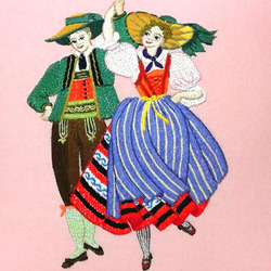 民族衣装でダンス「紫のスカート」 3枚目の画像