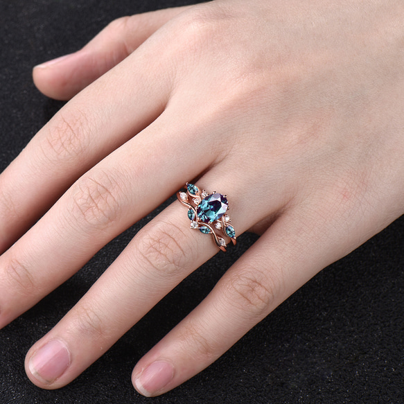 6月の誕生石 アレキサンドライト 婚約指輪セット カラーチェンジストーン 2pcs ブライダルリングセット ジュエリー 5枚目の画像
