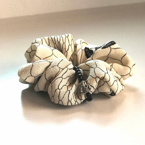 衝立　着物生地で柄を作っております☆ 衝立 着物生地で柄を作っております☆
