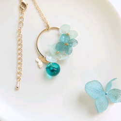 梅雨の晴れ間に Hydrangea＆DropBeads【ピアスorイヤリング・ネックレス】翡翠色・送料無料 6枚目の画像