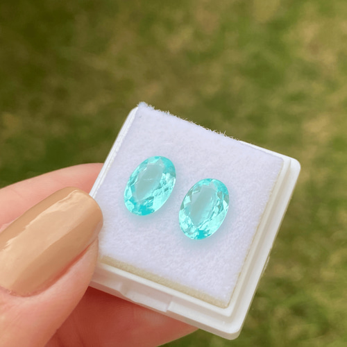 とにかく素晴らしい質です!!!★バターリャパライバトルマリン&アヤナスピネル★ N.5611 パライバトルマリン ルース ペア 2.8Ct 最高品質