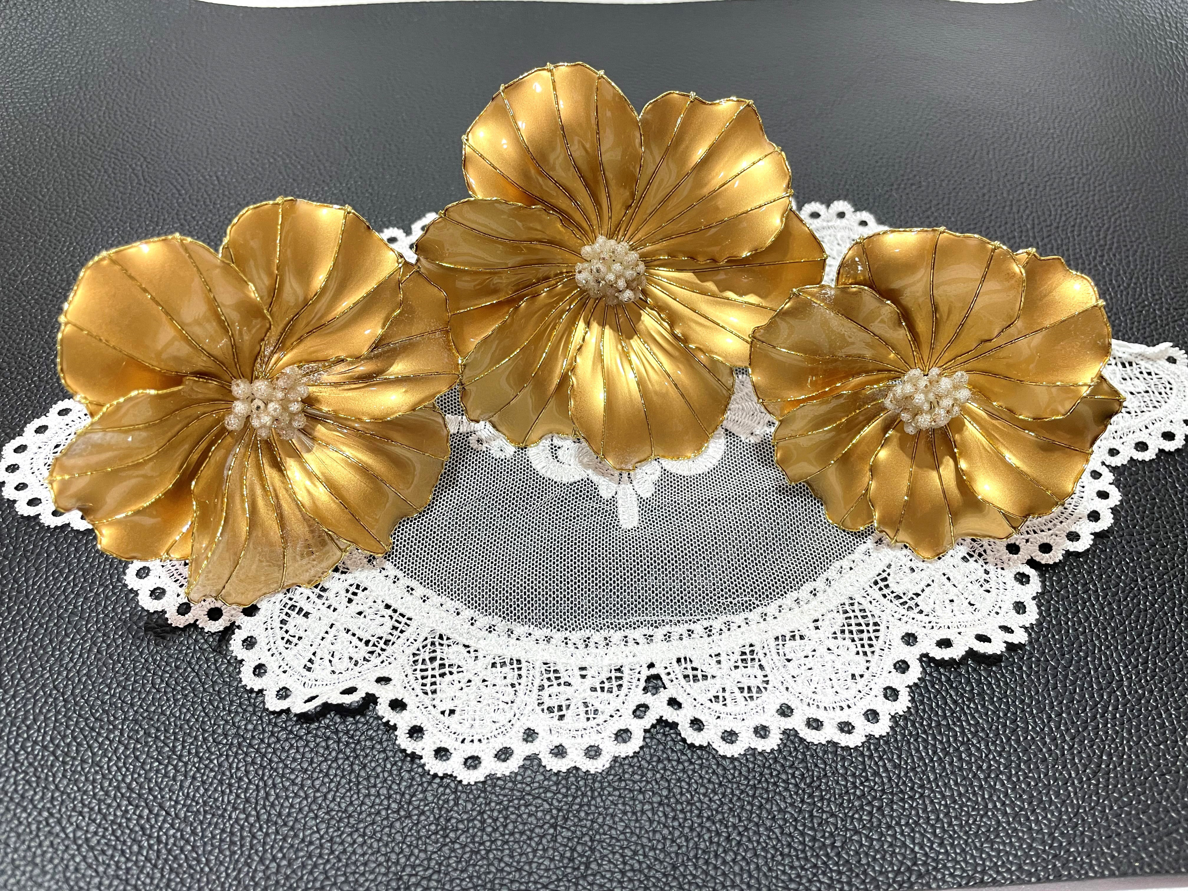 アメリカンフラワー　ウェディングヘアアクセサリー　華　～ゴールド～　　ディップアート