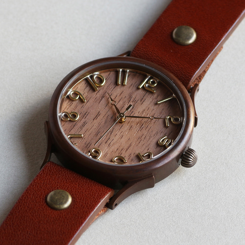 ナチュラルウッド「ウォールナット」で作るハンドメイドウォッチ